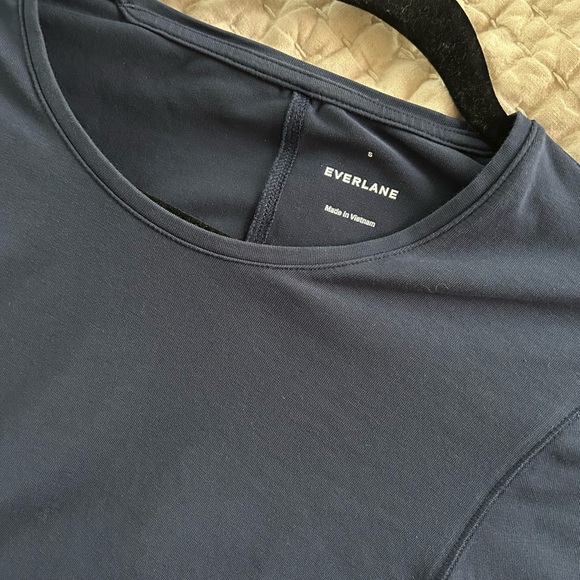 The Form Tee - Picture 5 of 5